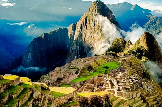 MACHUPICCHU - Tierra Biru Expeditions.jpg